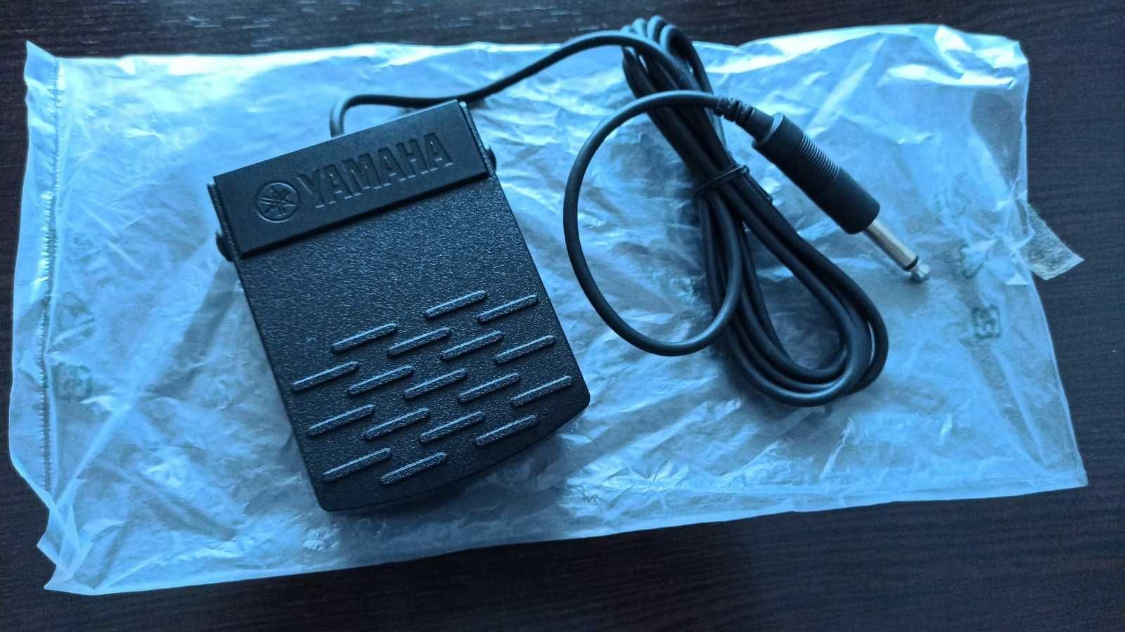 Teclado de piano Yamaha P-115 como novo, com suporte e pedal