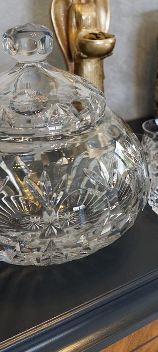 Duża kryształowa cukiernica bomboniera + szklanki