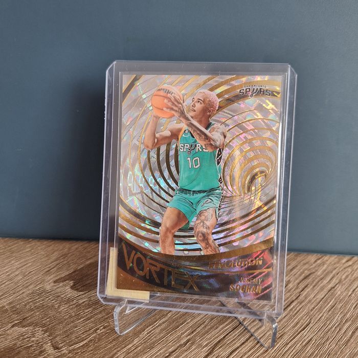 Karty NBA Jeremy Sochan Revolution