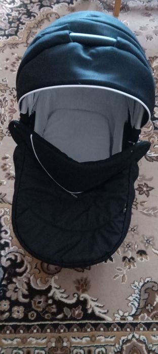 Продам люльку,і дощьовик.