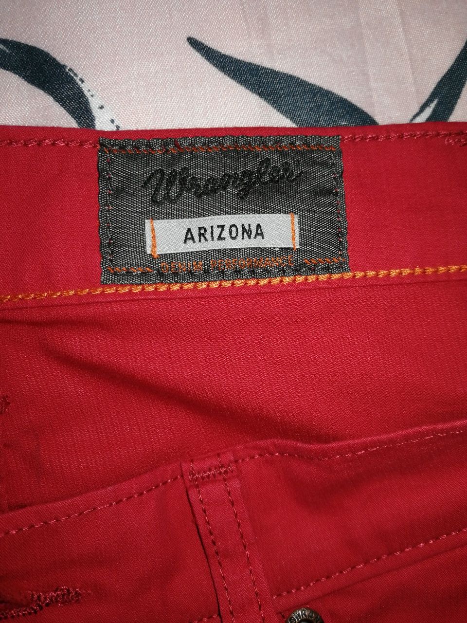 Nowe  spodnie męskie Wrangler Arizona rozmiar 35/32 pas 92cm