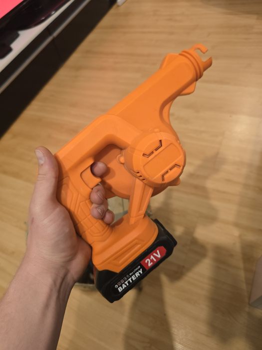 Dmuchawa do liści MINI mocna aku