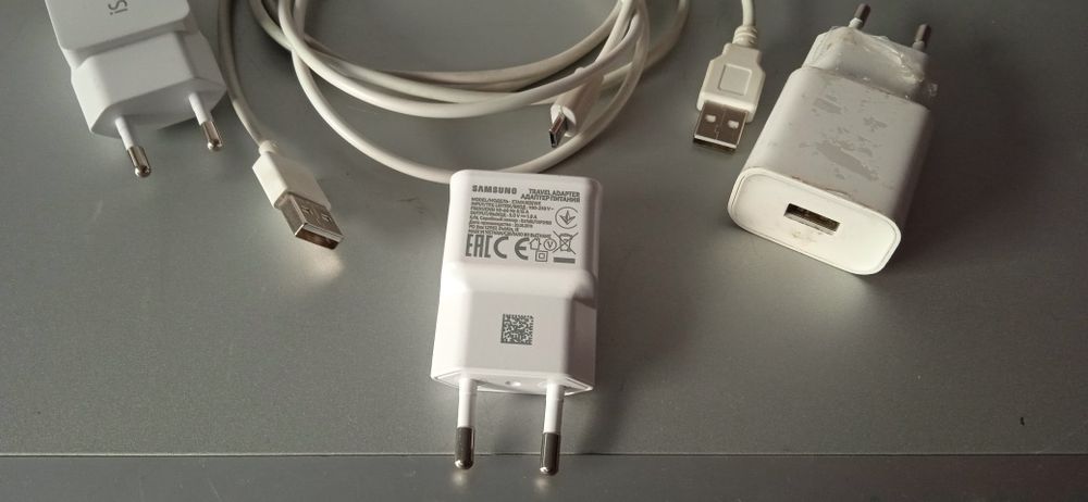3 Carregadores de smartphone - Samsung