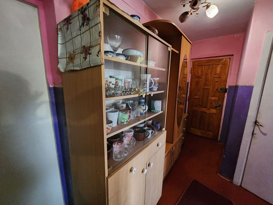 Продам 2 кімнатну вул. Пулюя