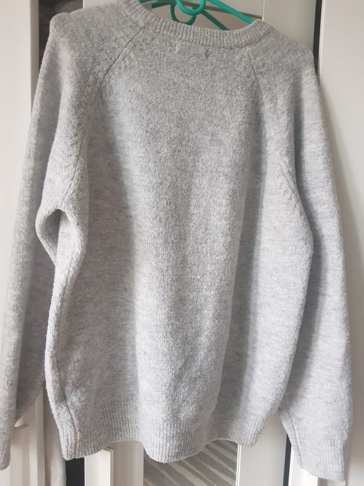 Sweter damski marki Reserved rozmiar S/M/L .