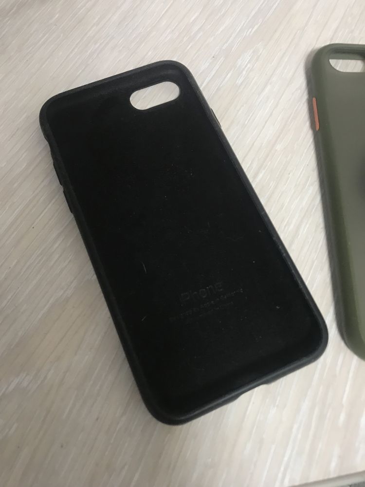 Продам чехли на Iphone 7 та 8