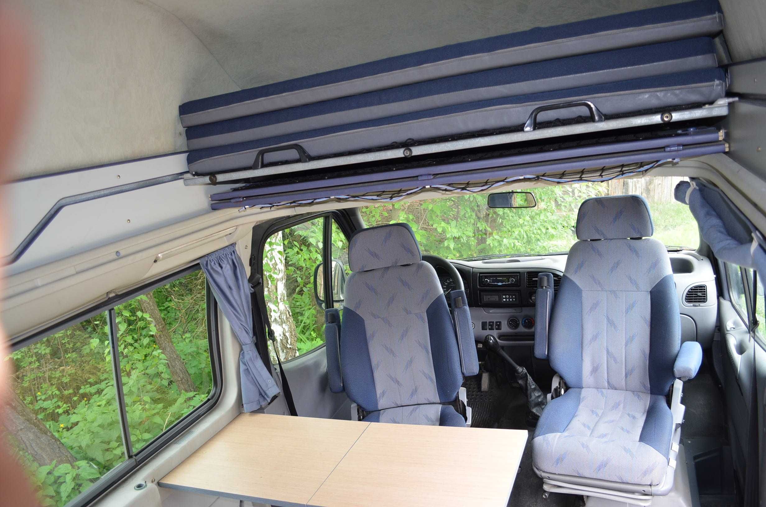 Ford Transit Westfalia Nugget 5 os. 2.5 TD  kamper 180tys. km.