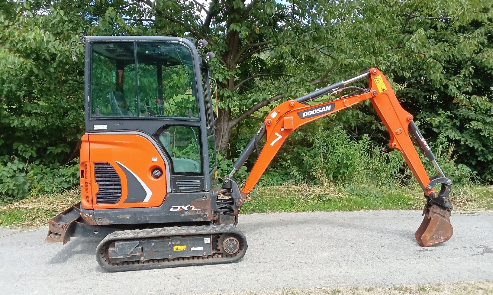 Minikoparka Dossan DX19 2022r