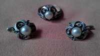 Набор: серебряное кольцо и серьги с жемчугом и фианитами