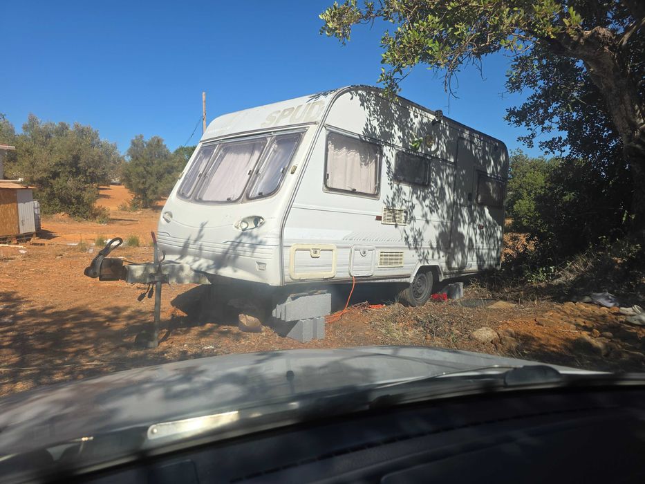 Caravana para Fixação