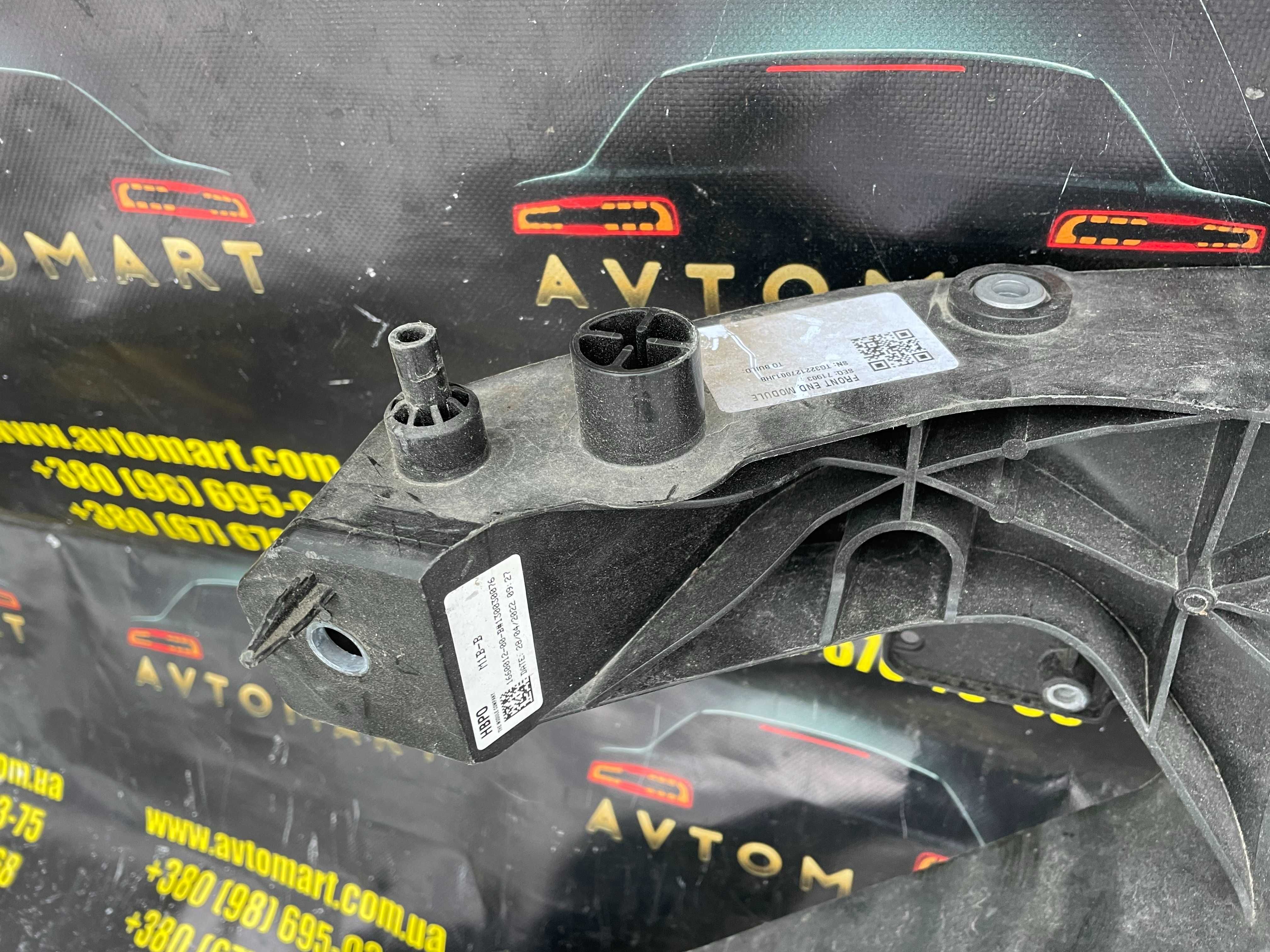 Панель передня Tesla MY панель передняя Tesla Y 1660012-00-B оригінал