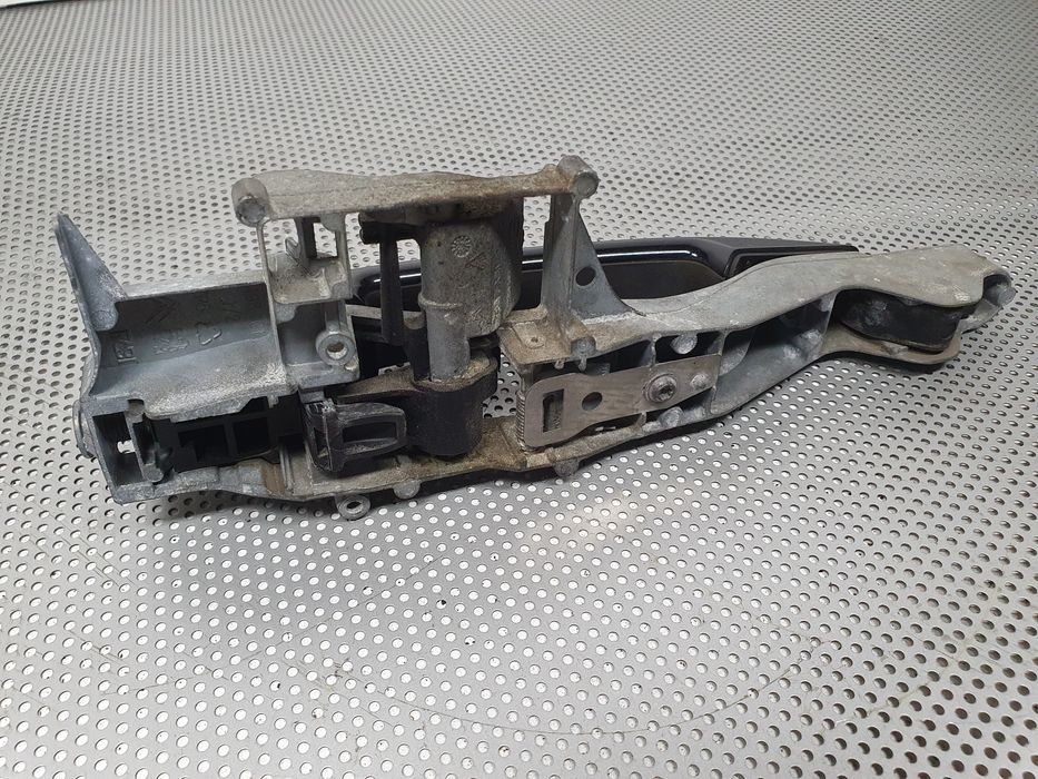 Puxador porta trás direito PEUGEOT 308 SW