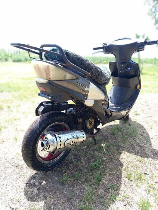 Продам скутер 80 куб