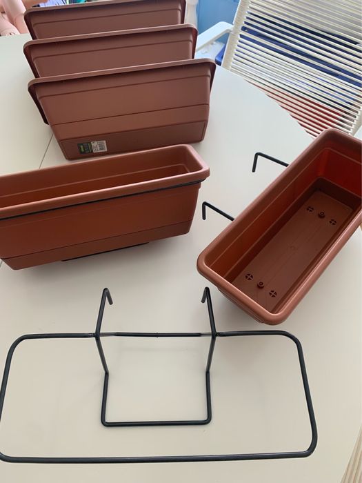 Vasos pequenos leroy e suporte