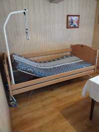 Łóżko rehabilitacyjne z podnośnikiem,materacem + wózek inwalidzki