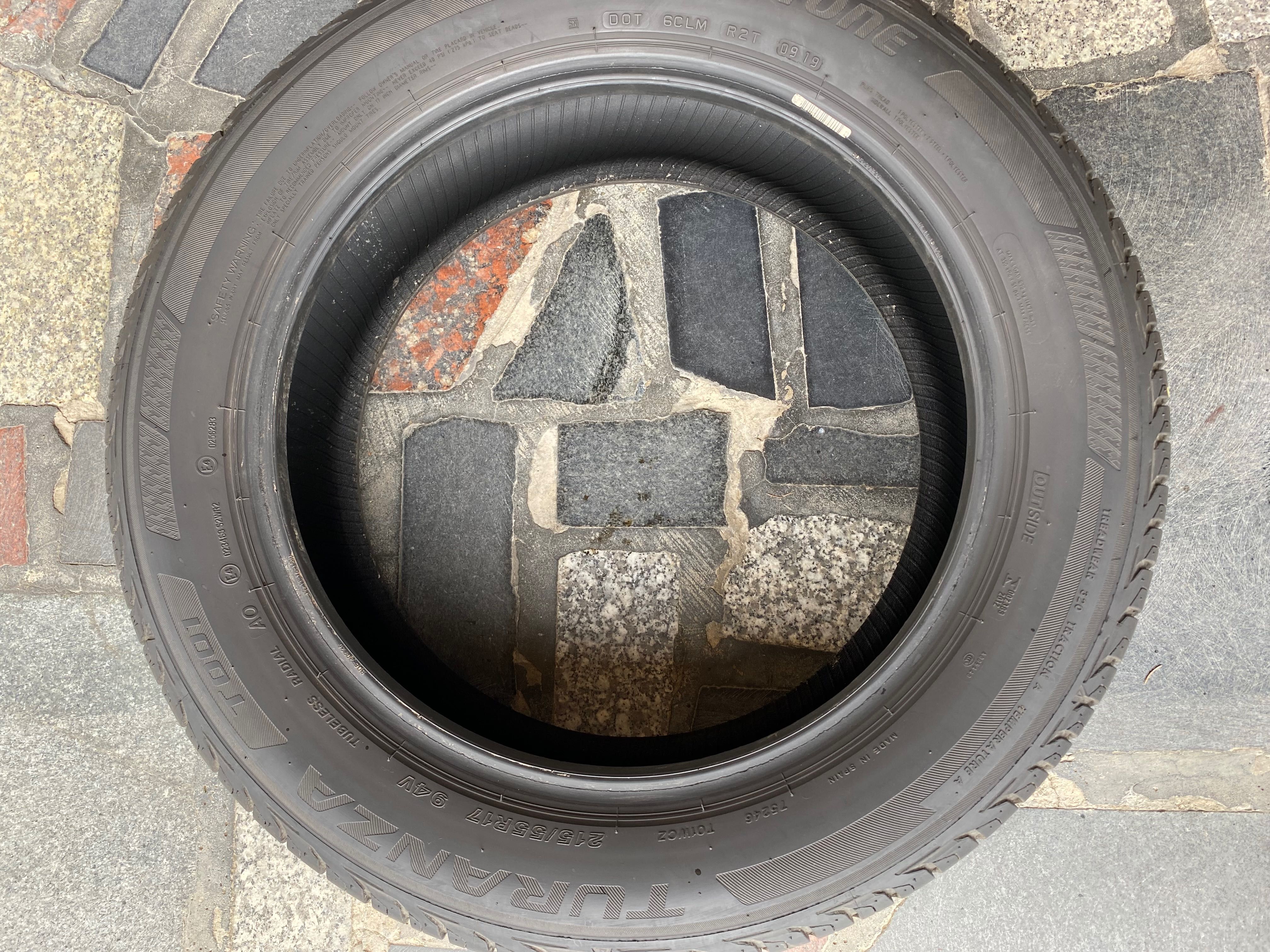 2szt 215/55/17 94V Bridgestone Turanza z 2019 roku