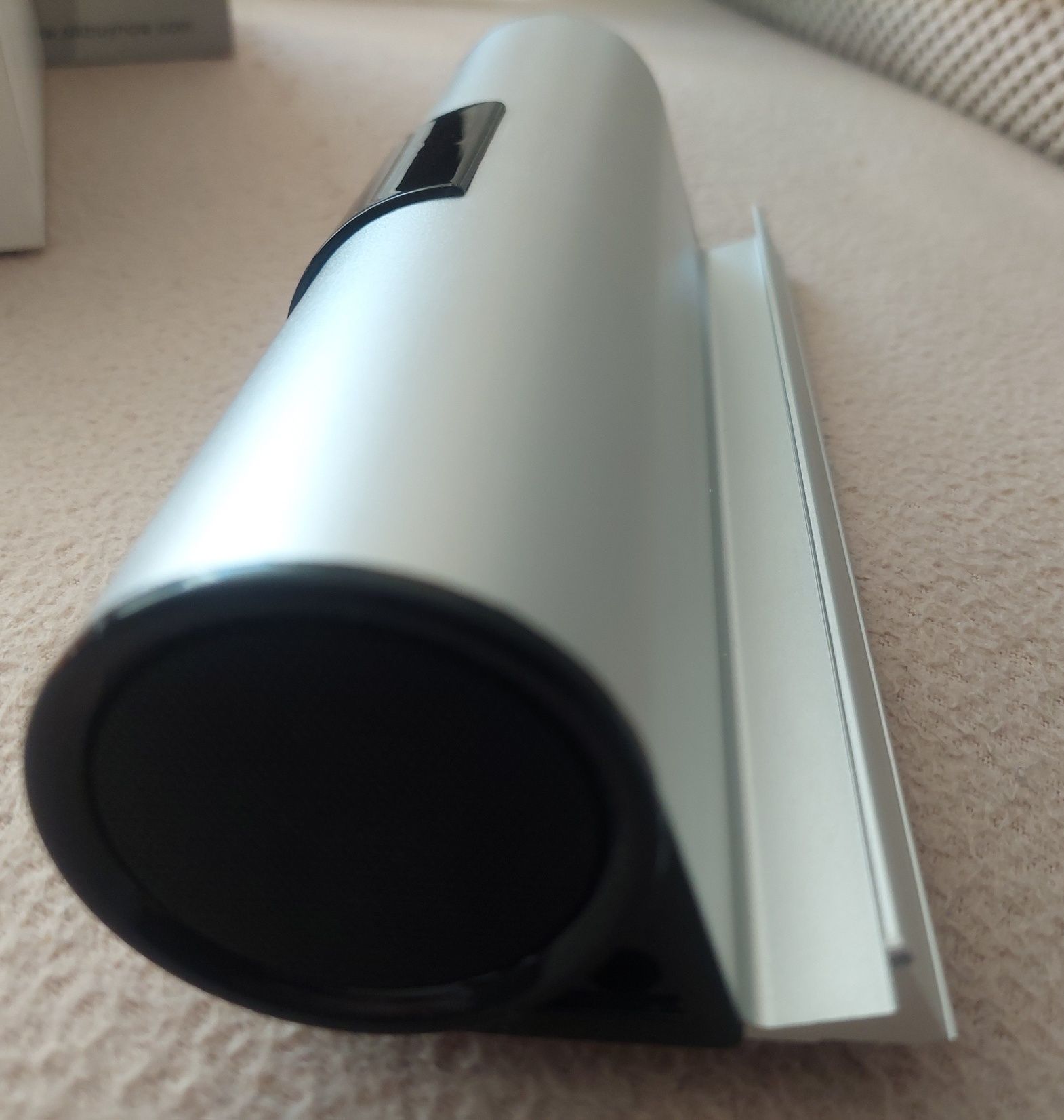 Głośnik stereo Bluetooth LuguLake mini soundbar do tabletów,telefonów.