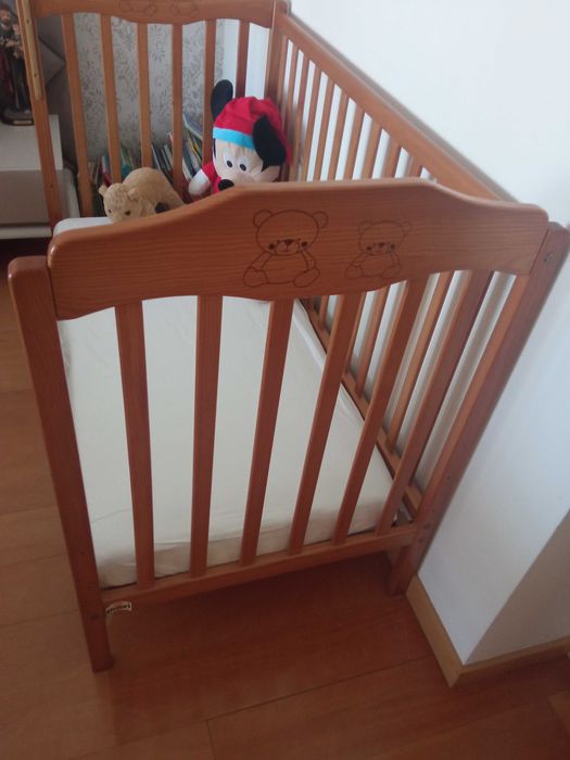 Berço em Carvalho 120x60cm