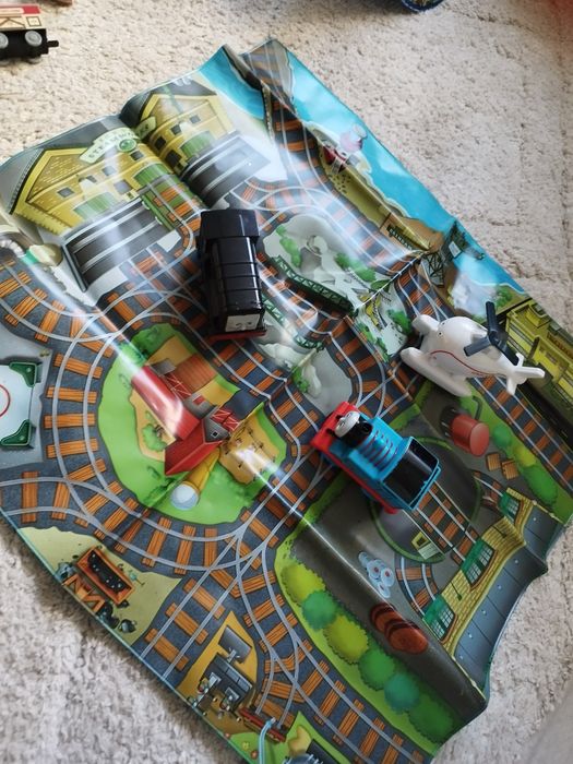 Tomek i przyjaciele mata i pociagi. Pociag fikolek