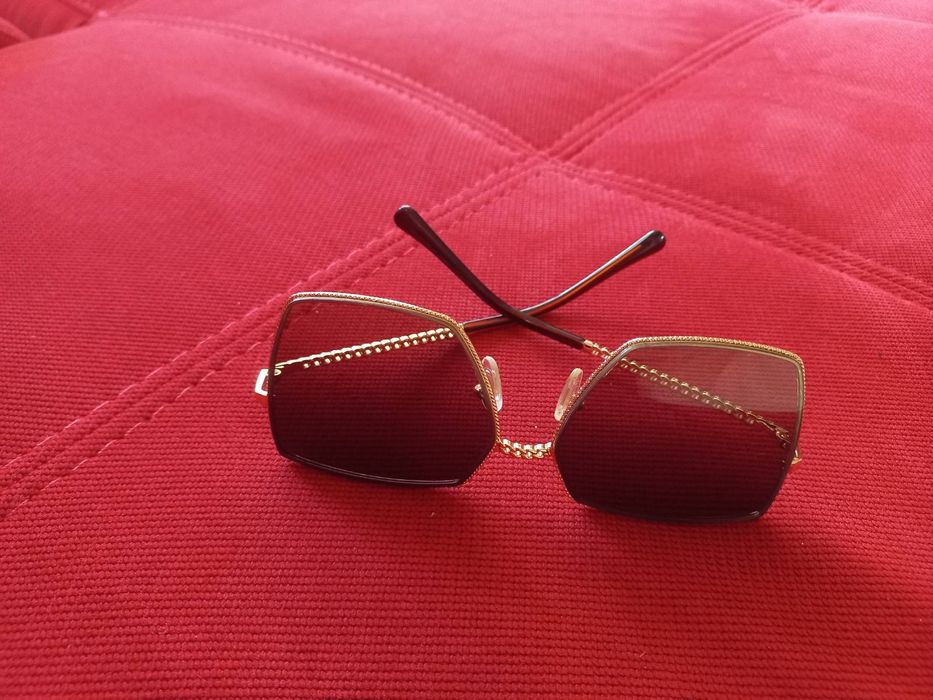 Модні сонцезахисні окуляри