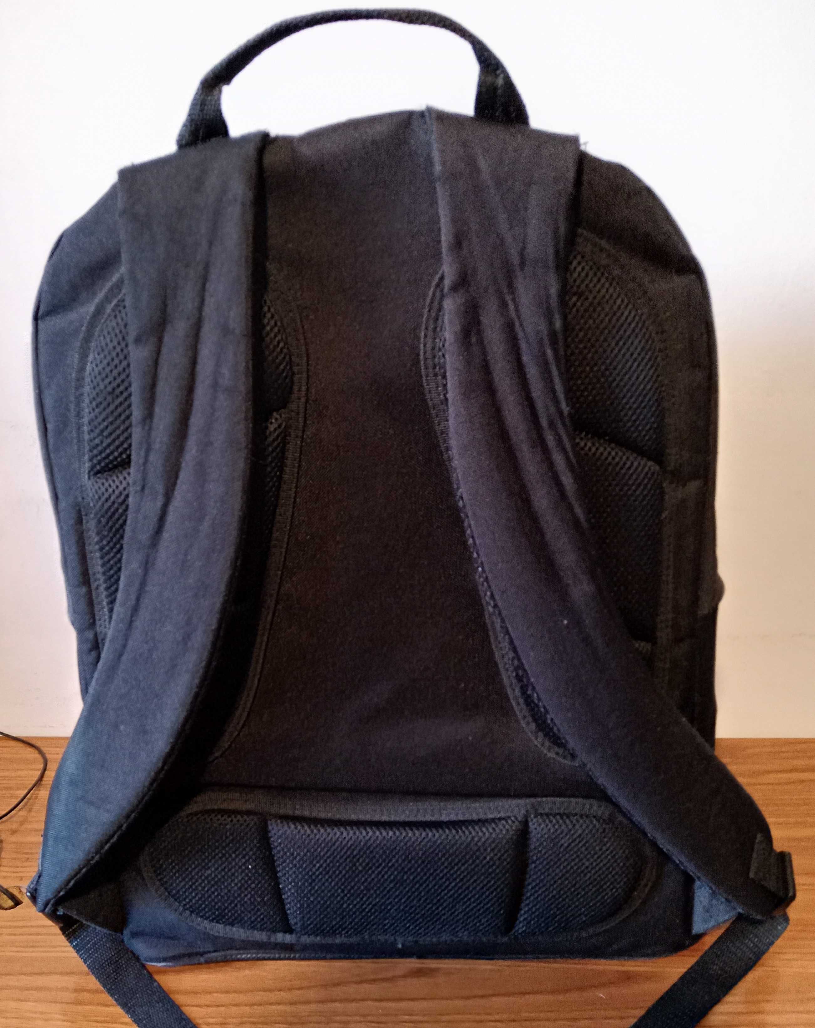 Mochila para portátil 19"