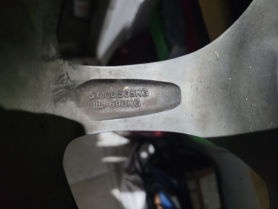 Диск легкосплавный R 15