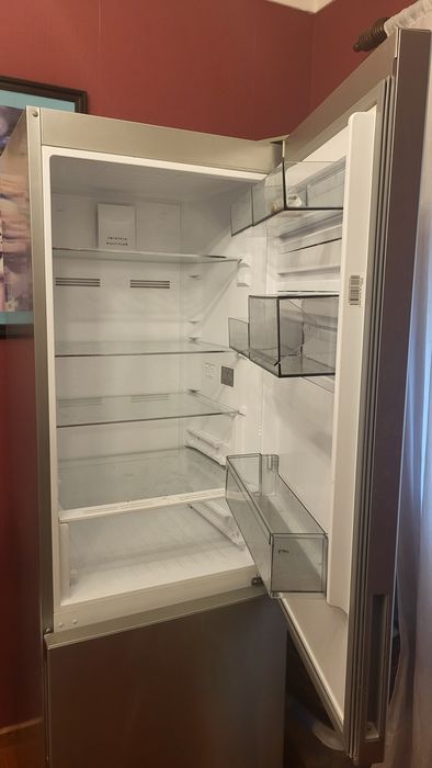 Frigorífico AEG combinado inox