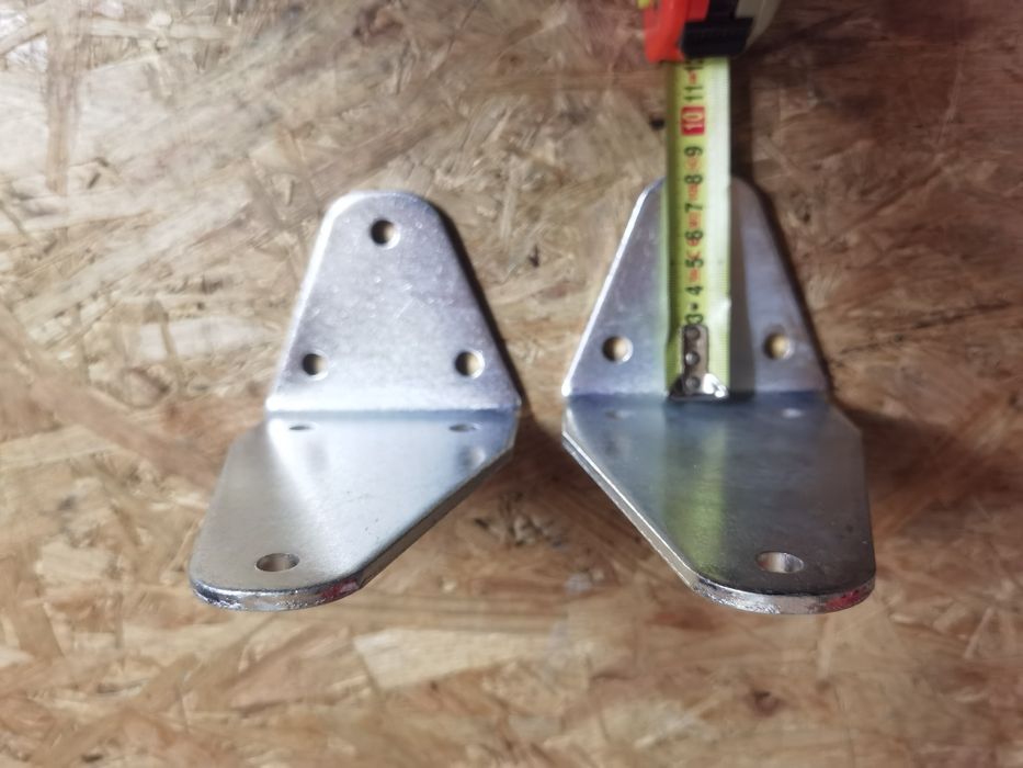 Wspornik do siłownika bramy Nice