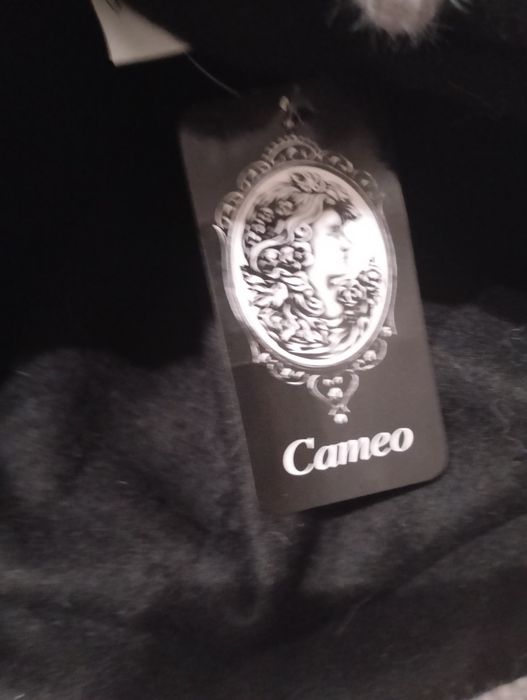 Шапка з козирьком