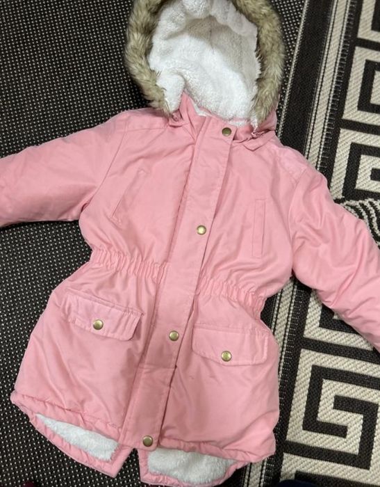 Зимова куртка ..