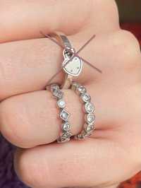 Komplet srebrne pierścionki Pandora, rozmiar 50.