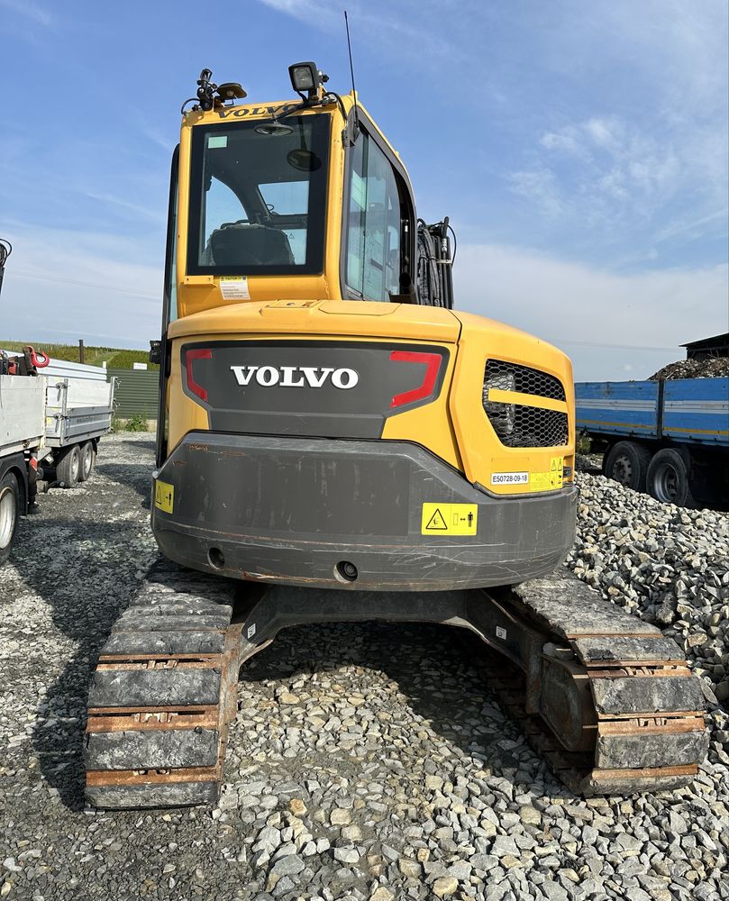 Sprzedam MIDI koparkę VOLVO ECR58D (6,3t) 2018 r
