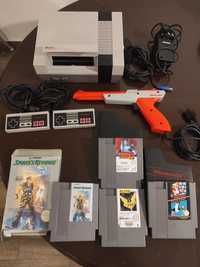 NES + pistola + 2 comandos + 5 jogos