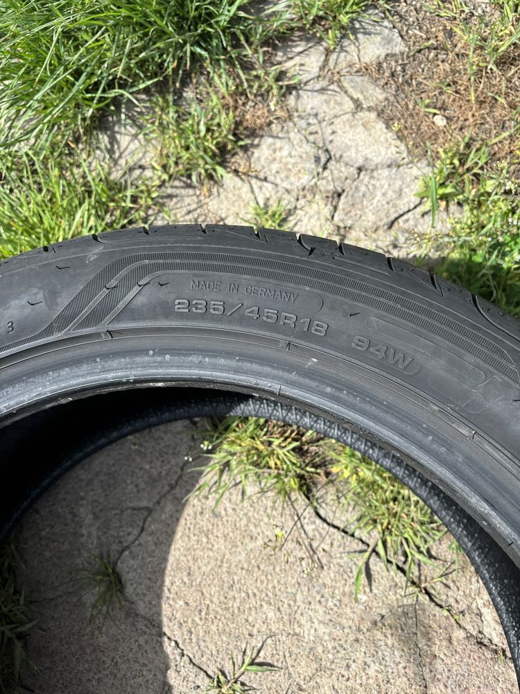 Продам нові шини 235 45 18 Goodyear