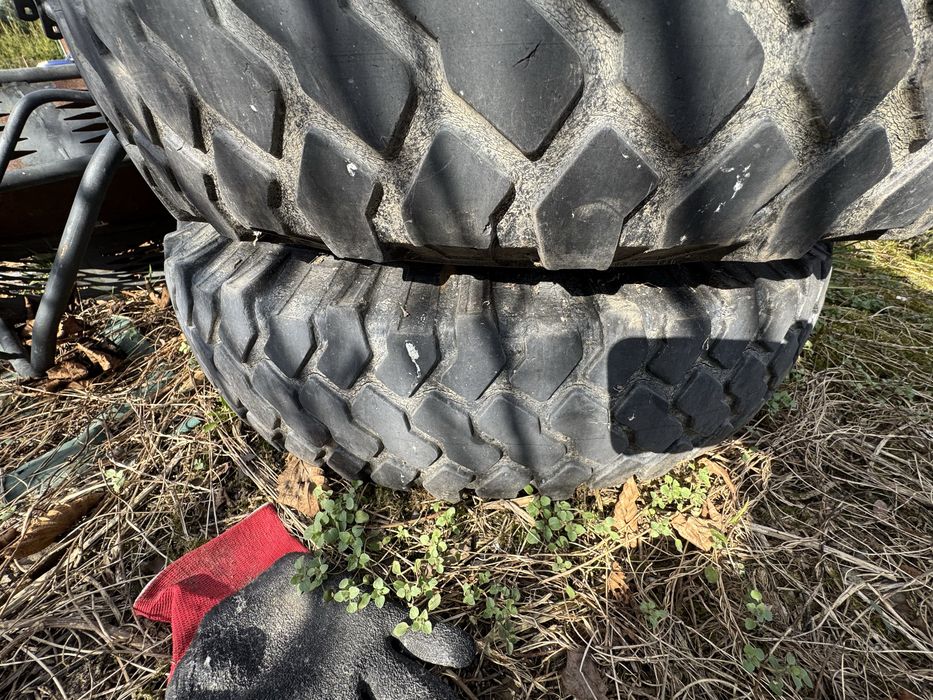 Kola DEFENDER cale Kompletne z OPONAMI