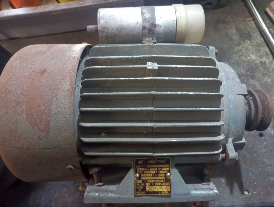 Silnik elektryczny 2,2kW, 220V AC, 2870 obr/min WIEFAMEL