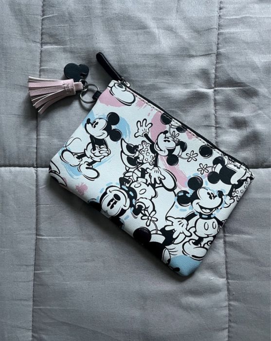 Estojo Disney novo