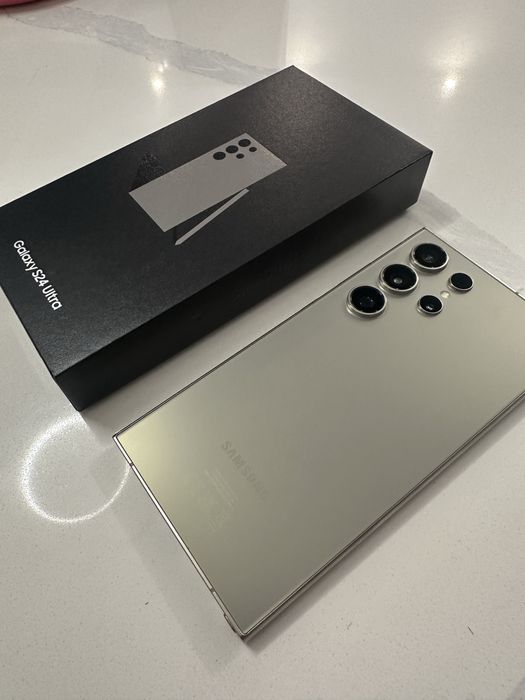 Samsung s24 Ultra 256 Titanium gray