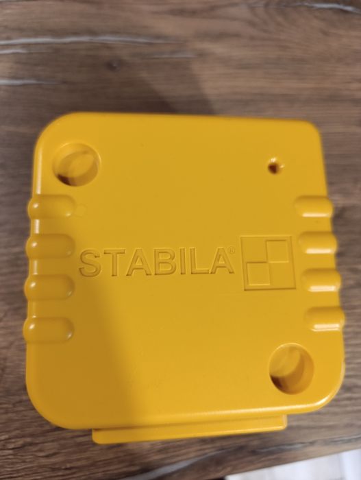 Urządzenie pomiarowe , poziomica