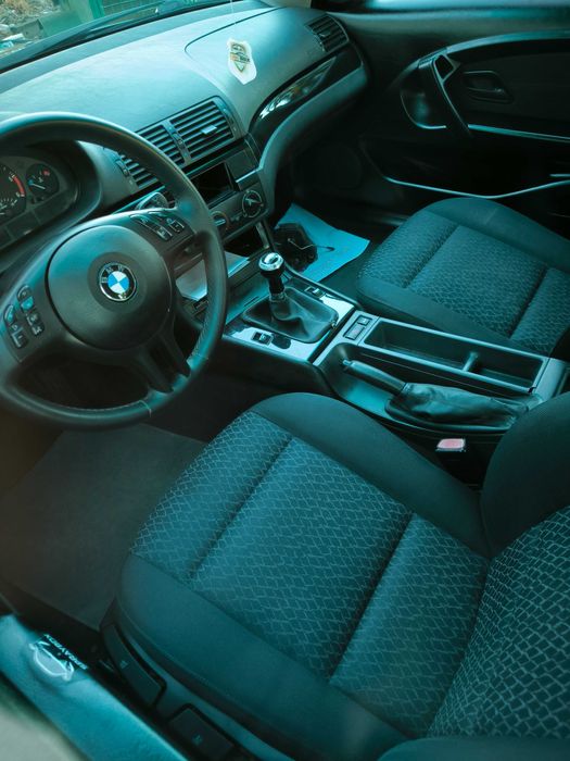 Bmw 320 compact. Vendo com urgência