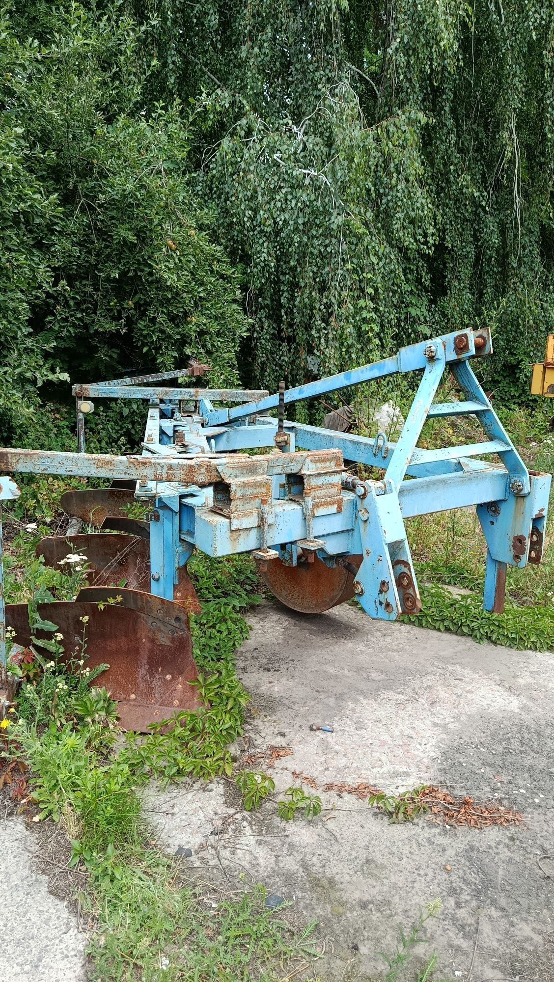 Плуг, наука 6 корпусів