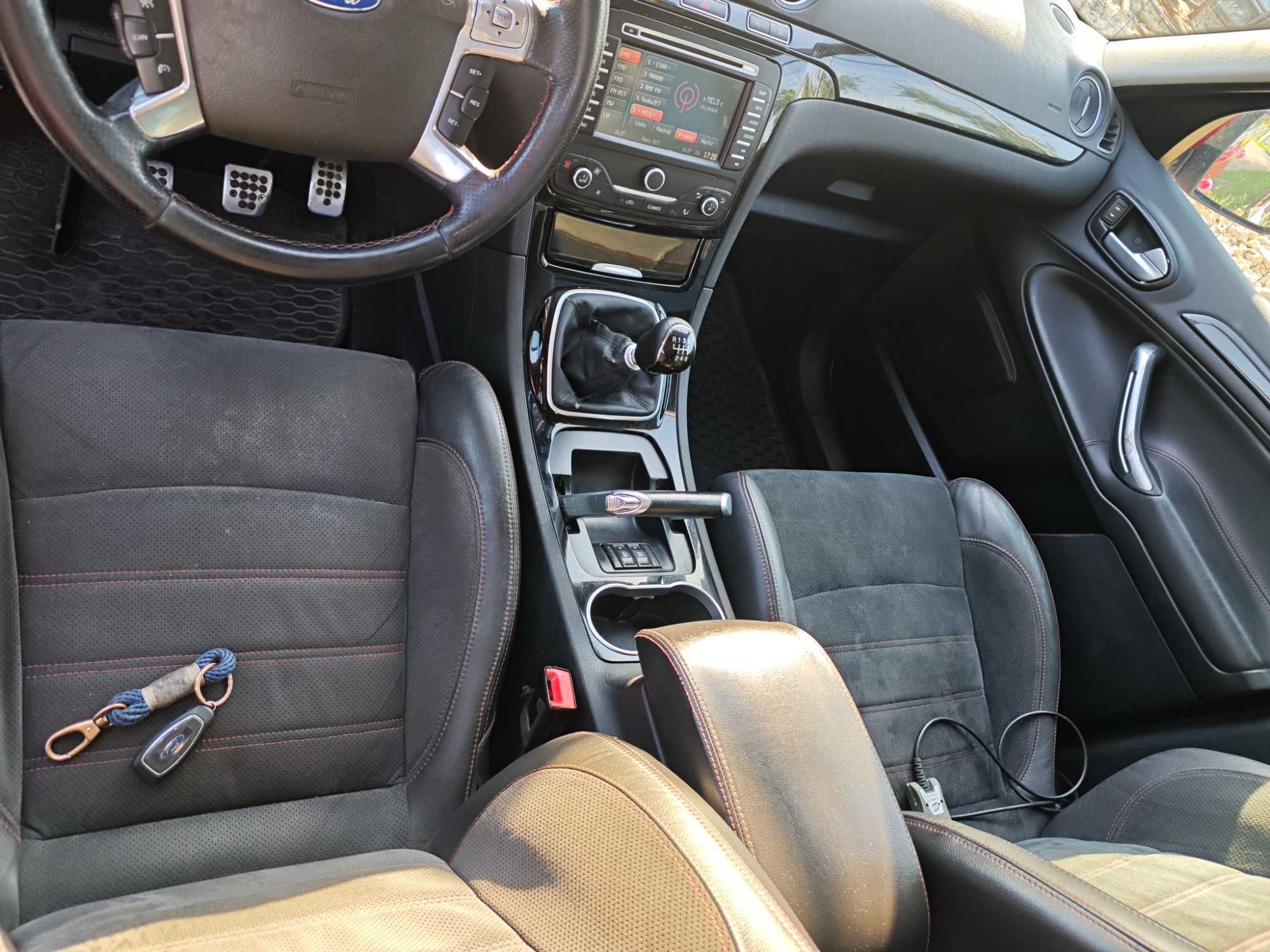 Ford S-Max 7os. manual, Titanium S, panorama 2.0 TDCI