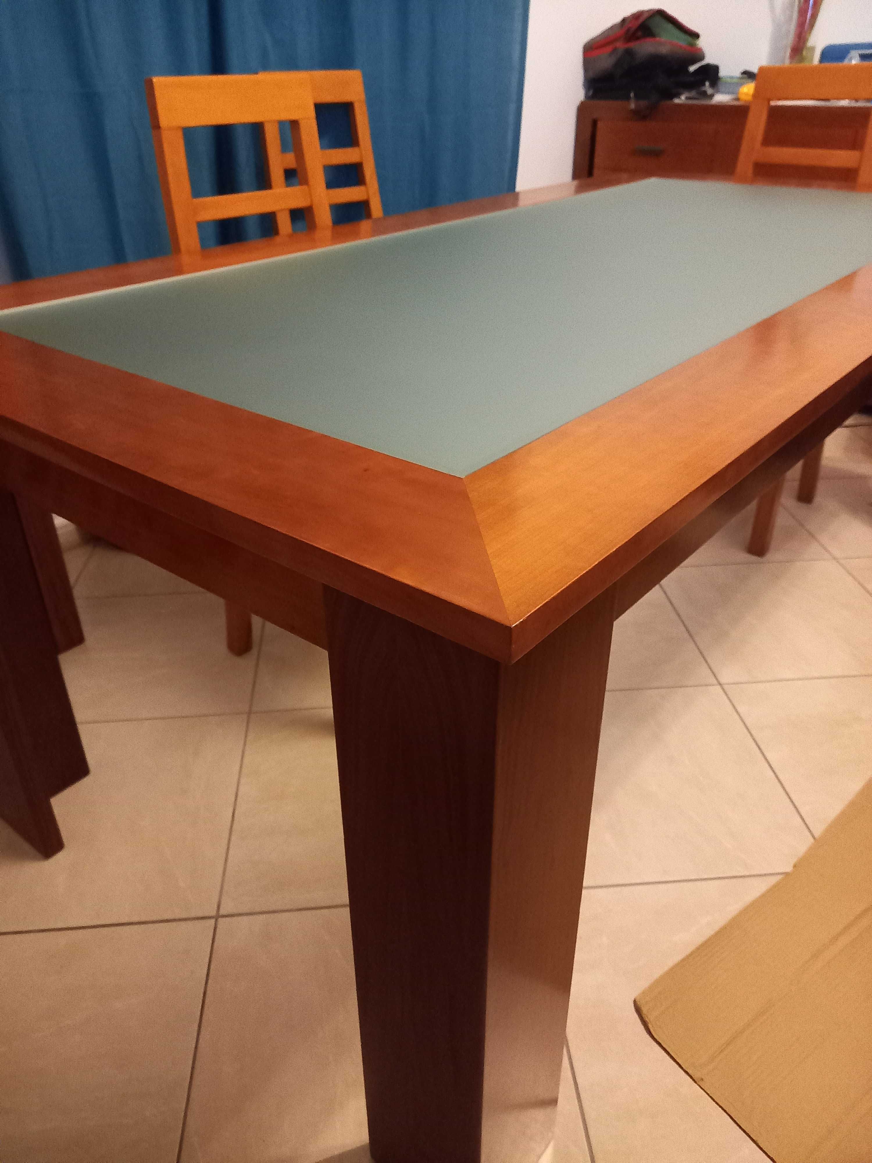 Mesa sala com 2m por 1m