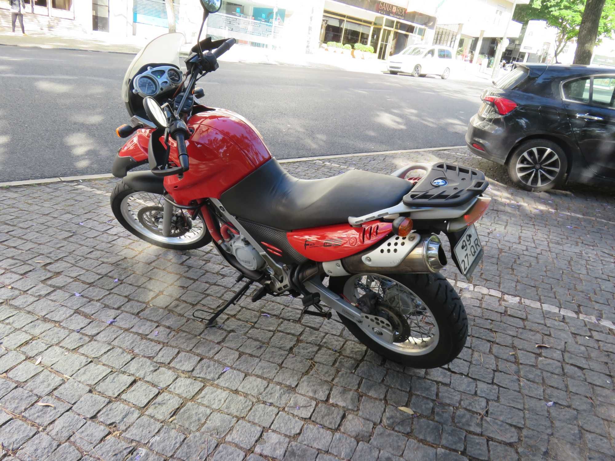 BMW F650GS (com extras)