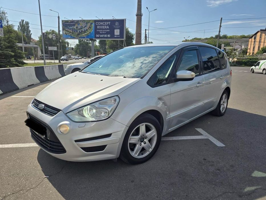 Ford S-Max 2011г.