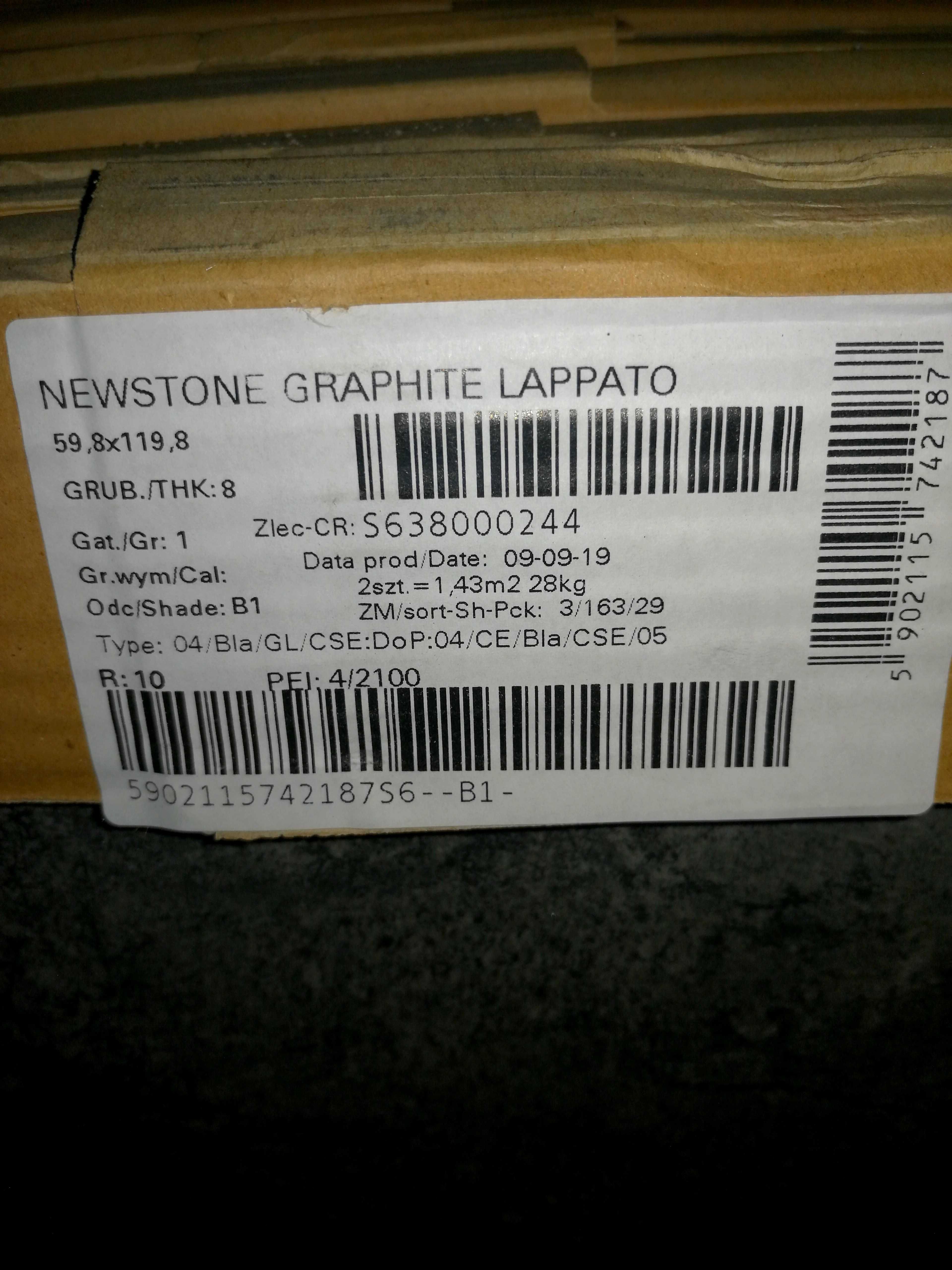 Gres do łazienki Opoczno NEWSTONE GRAPHITE LAPPATO 59,8X119,8