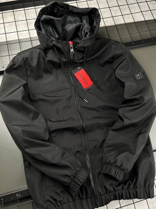 Куртка вітровка HUGO