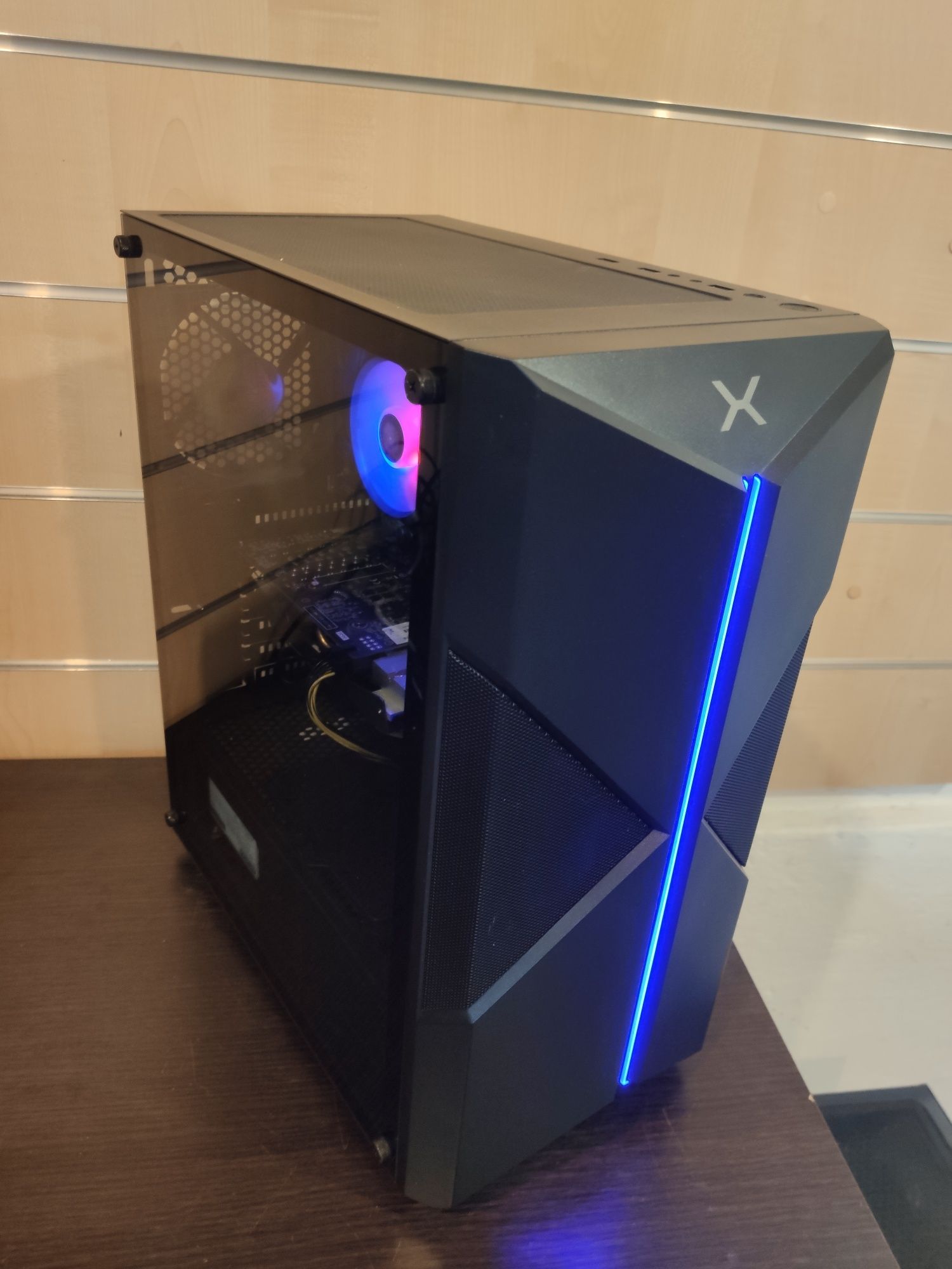 i7-13700,LED Komputer do gie,RTX 2080Ti,16 GB, SSD,Win 11 Pro, Office