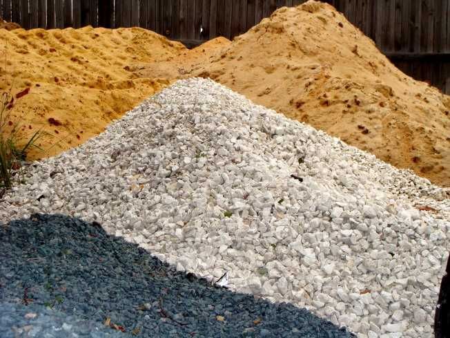 Строительные материалы: песок щебень отсев - быстрая доставка в Одессе