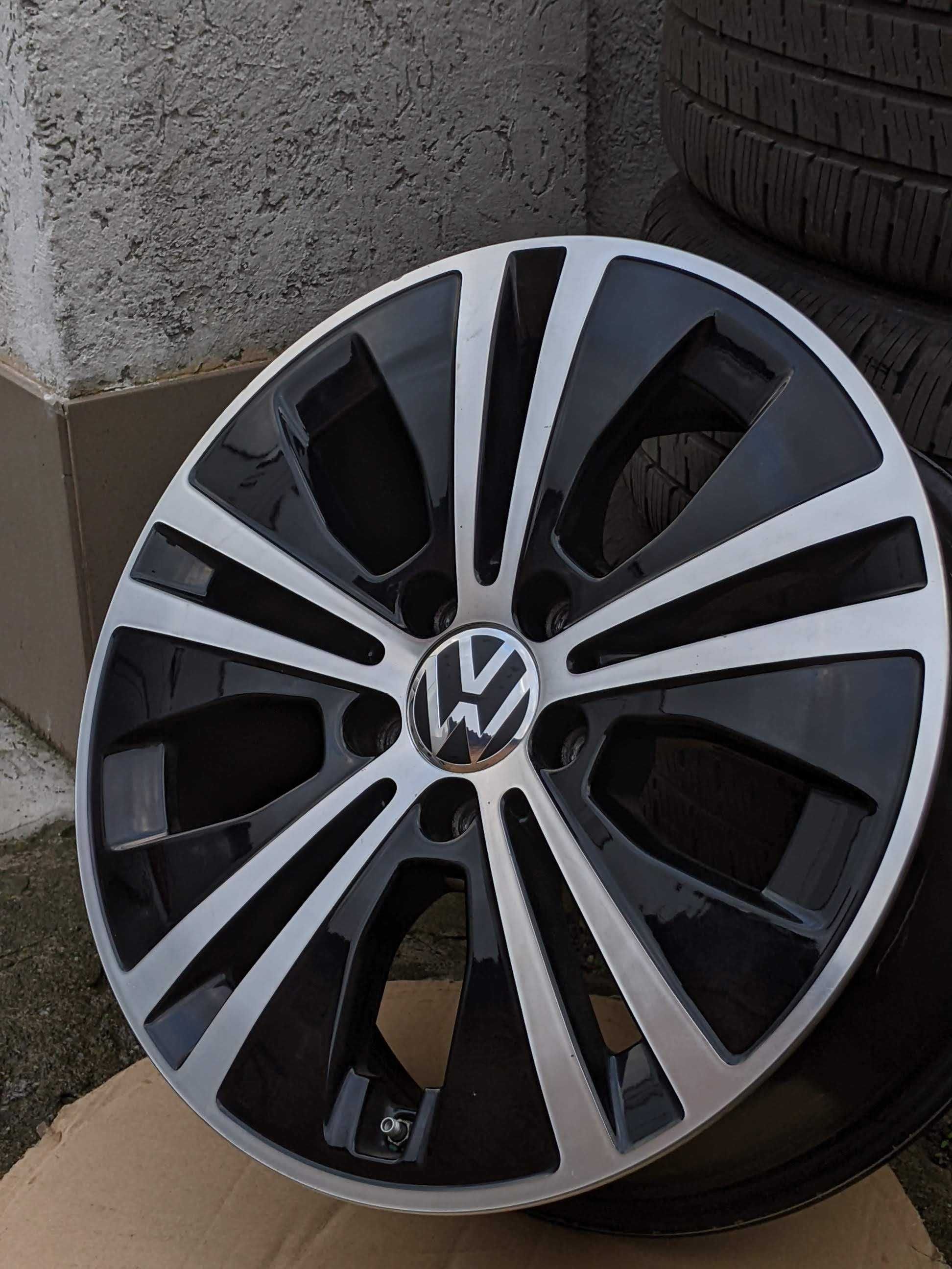 Чорні литі диски R17 VW Volkswagen Golf 7 Passat B8 Tiguan 2